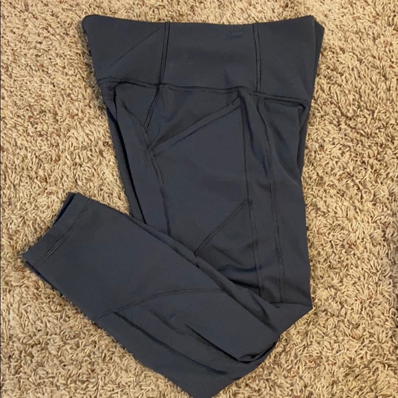 All the Right Places Crop Lululemon Leggings - Picture 1 of 2